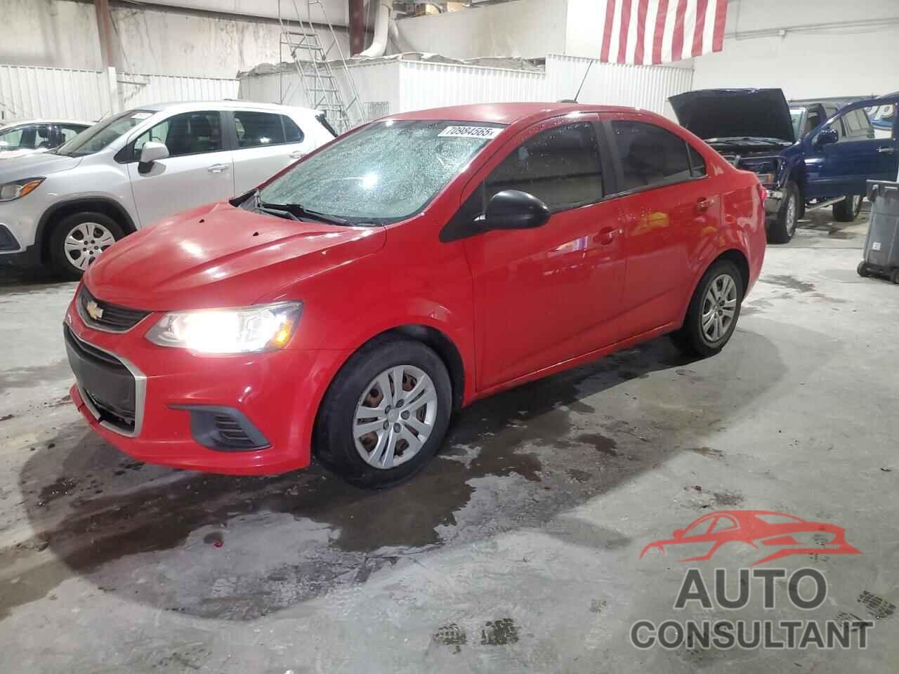CHEVROLET SONIC 2017 - 1G1JB5SH0H4137015
