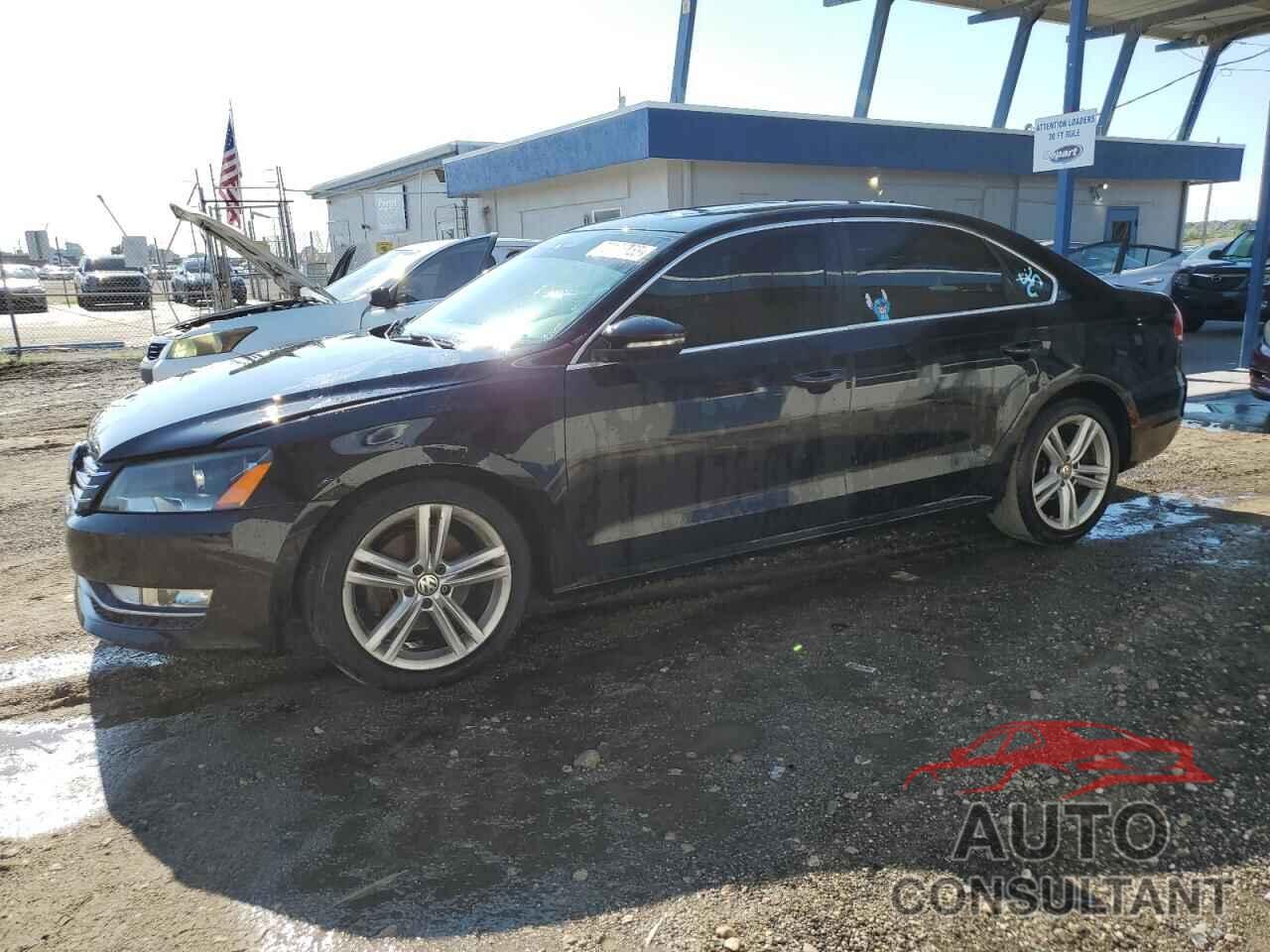 VOLKSWAGEN PASSAT 2012 - 1VWBM7A37CC042762