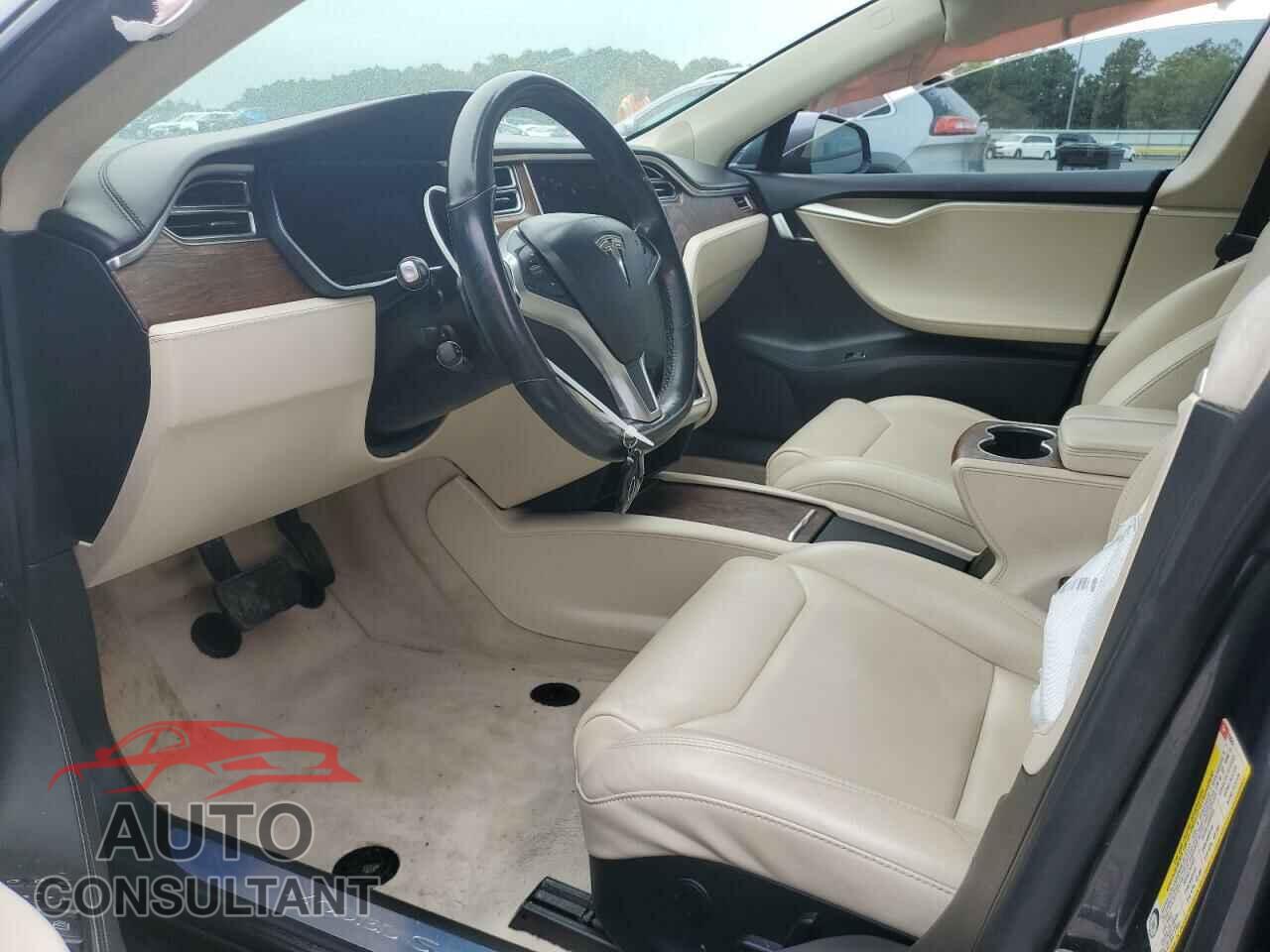 TESLA MODEL S 2017 - 5YJSA1E15HF225251