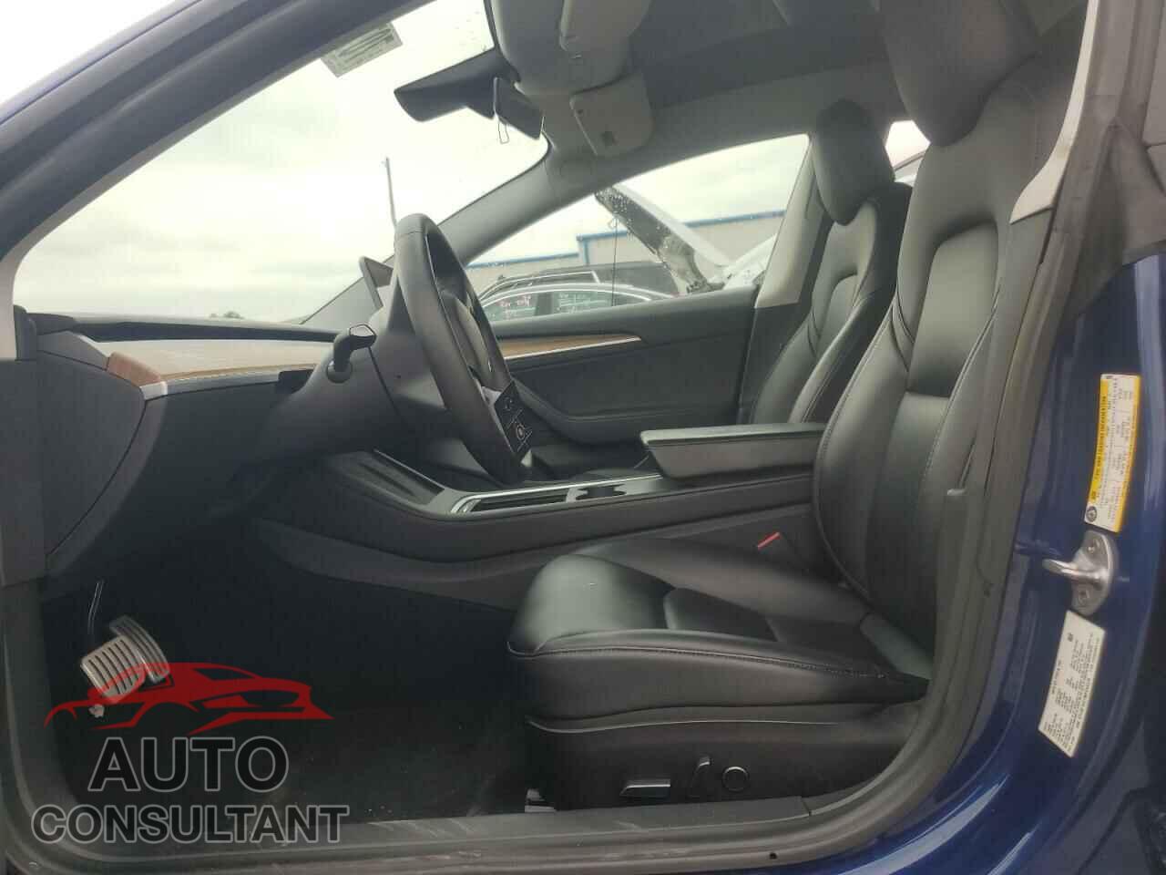 TESLA MODEL 3 2021 - 5YJ3E1EC1MF044975