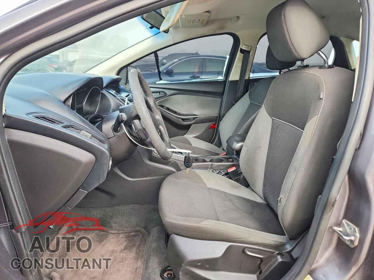 FORD FOCUS 2012 - 1FAHP3F21CL161037