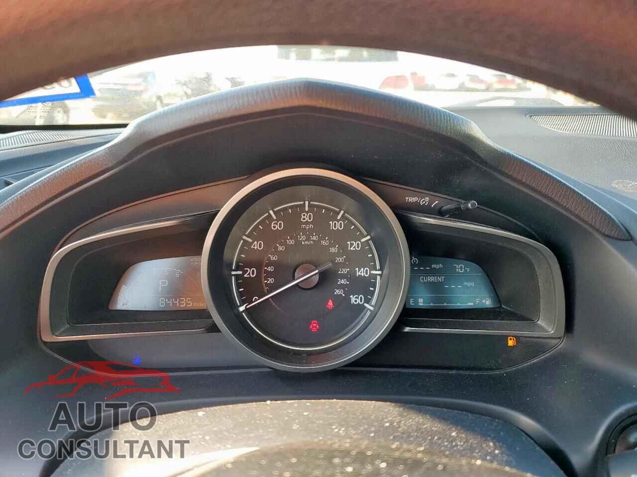 MAZDA 3 2018 - 3MZBN1U76JM159768