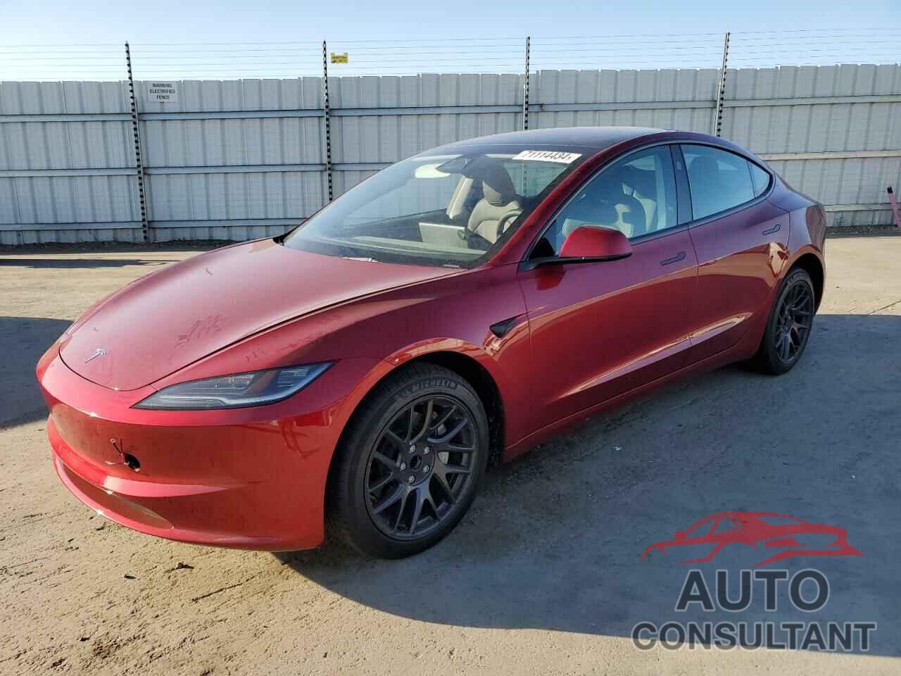 TESLA MODEL 3 2024 - 5YJ3E1EA7RF782138