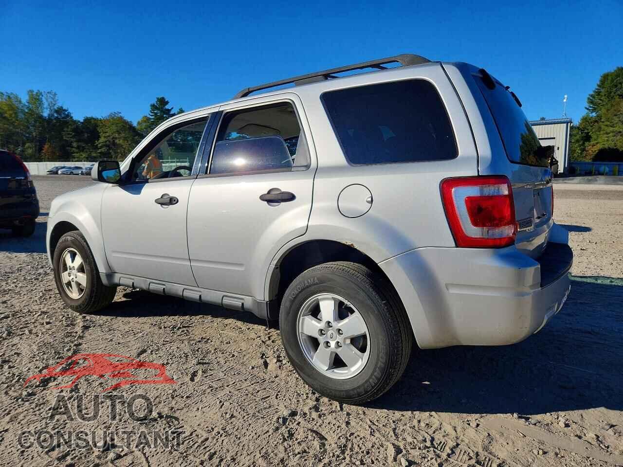 FORD ESCAPE 2010 - 1FMCU9C71AKD34442