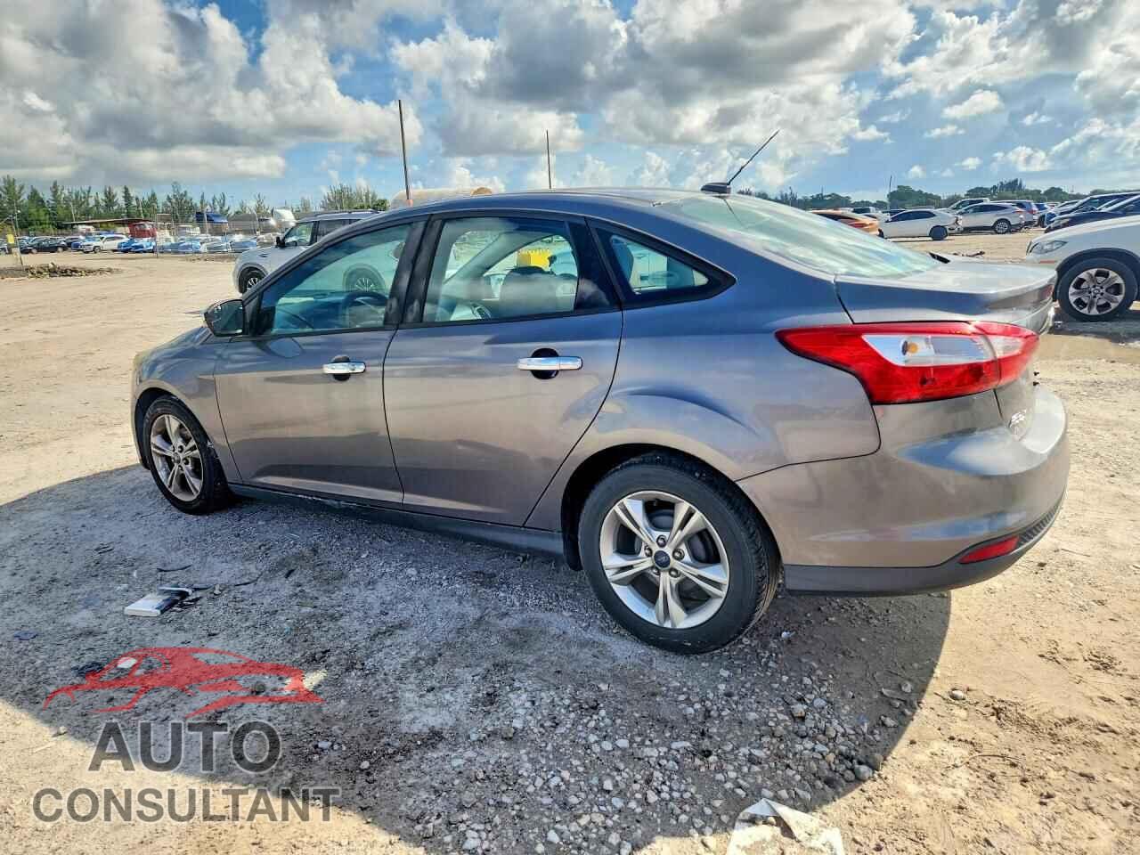 FORD FOCUS 2013 - 1FADP3F20DL383567