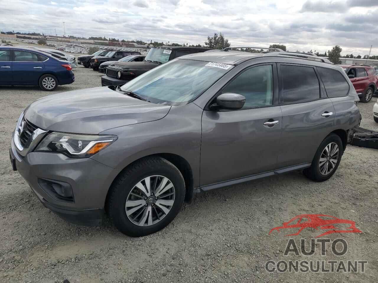 NISSAN PATHFINDER 2018 - 5N1DR2MN4JC604221