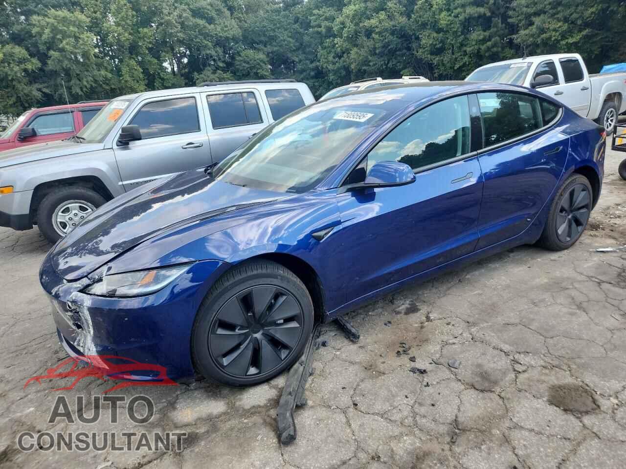 TESLA MODEL 3 2024 - 5YJ3E1EA5RF853840