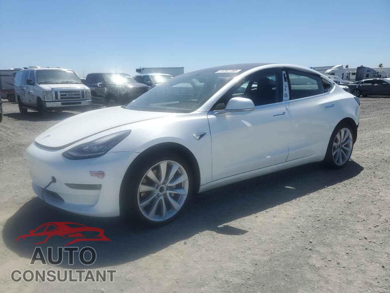 TESLA MODEL 3 2018 - 5YJ3E1EA8JF018352