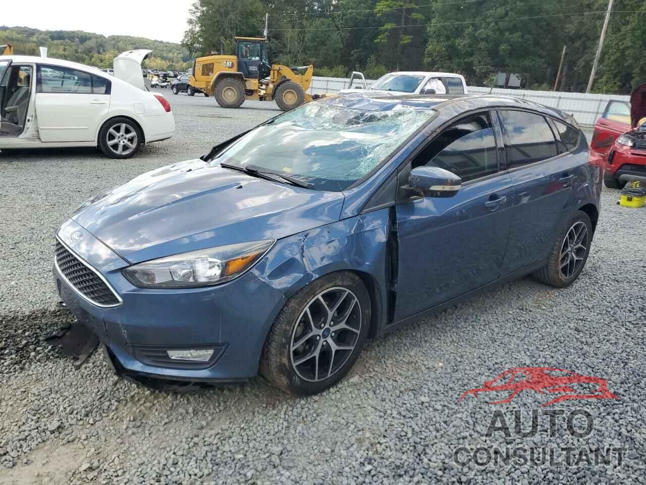 FORD FOCUS 2018 - 1FADP3M2XJL255450