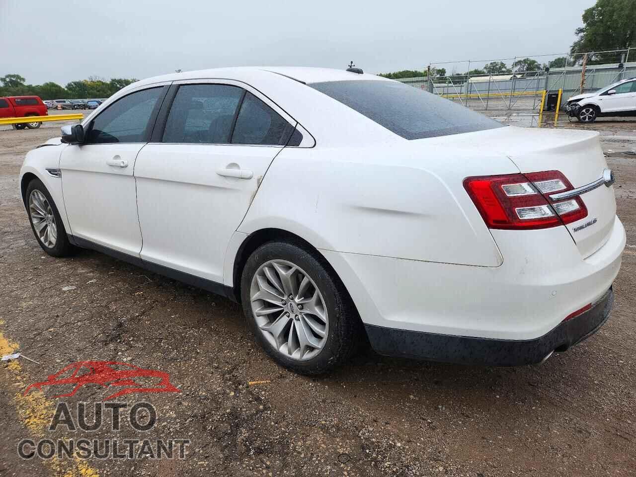FORD TAURUS 2015 - 1FAHP2F83FG157535
