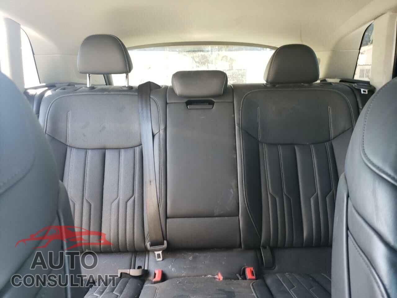 AUDI E-TRON 2019 - WA1VAAGE0KB021748