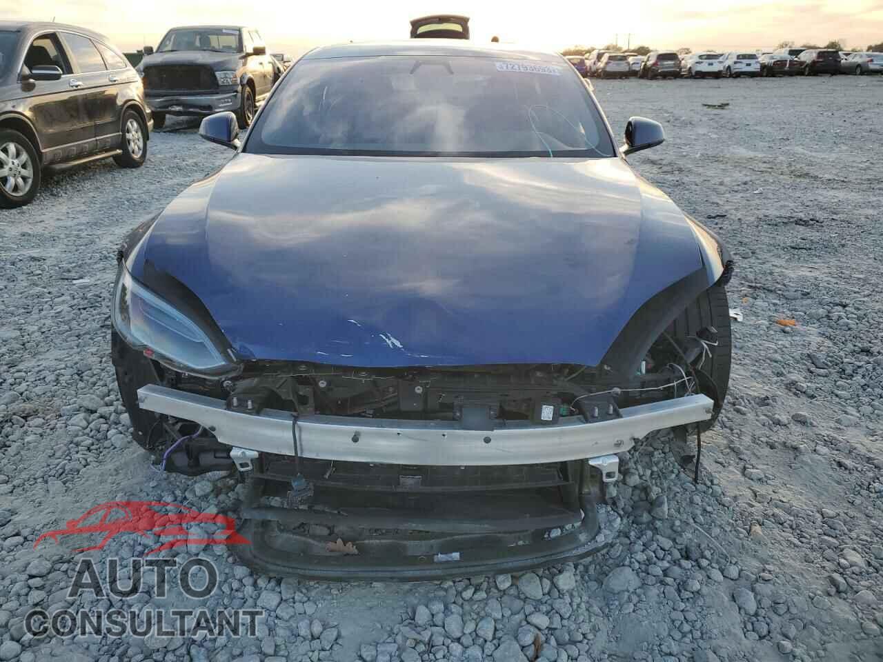 TESLA MODEL S 2021 - 5YJSA1E54MF454078