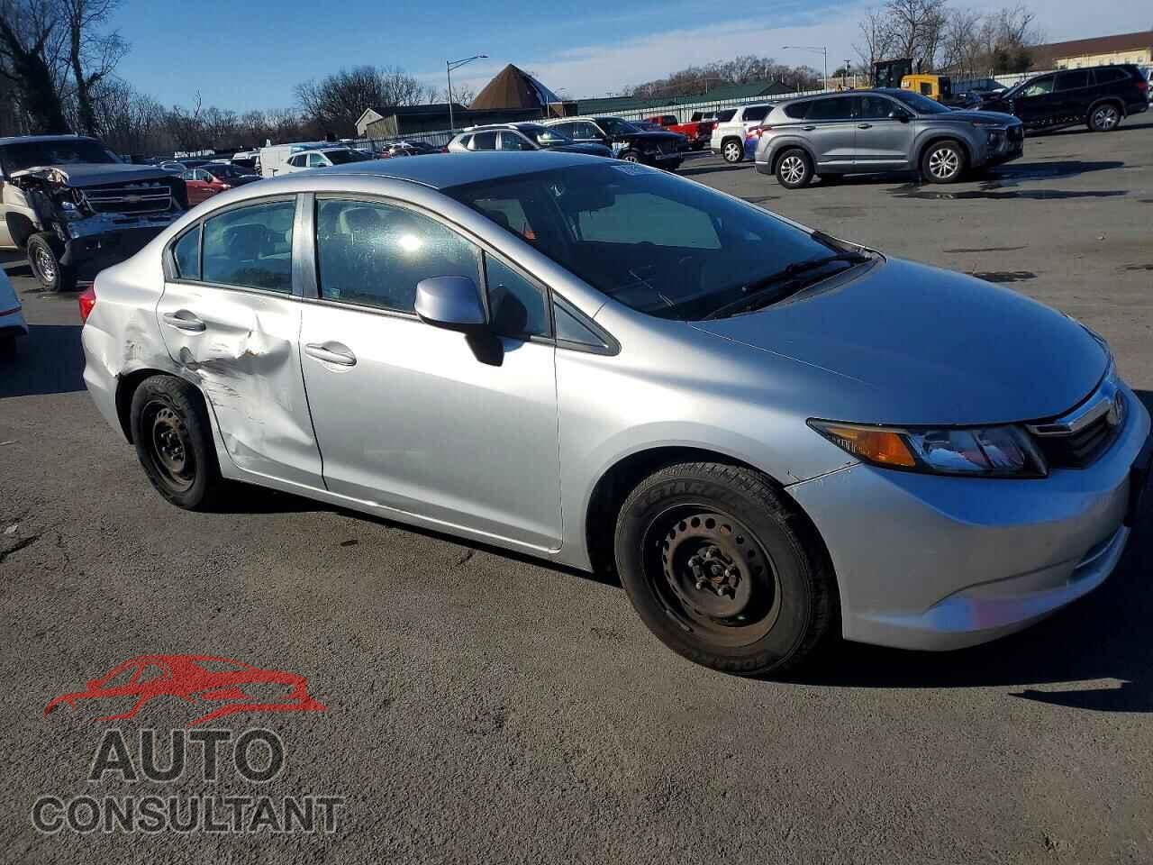HONDA CIVIC 2012 - 2HGFB2F55CH558818