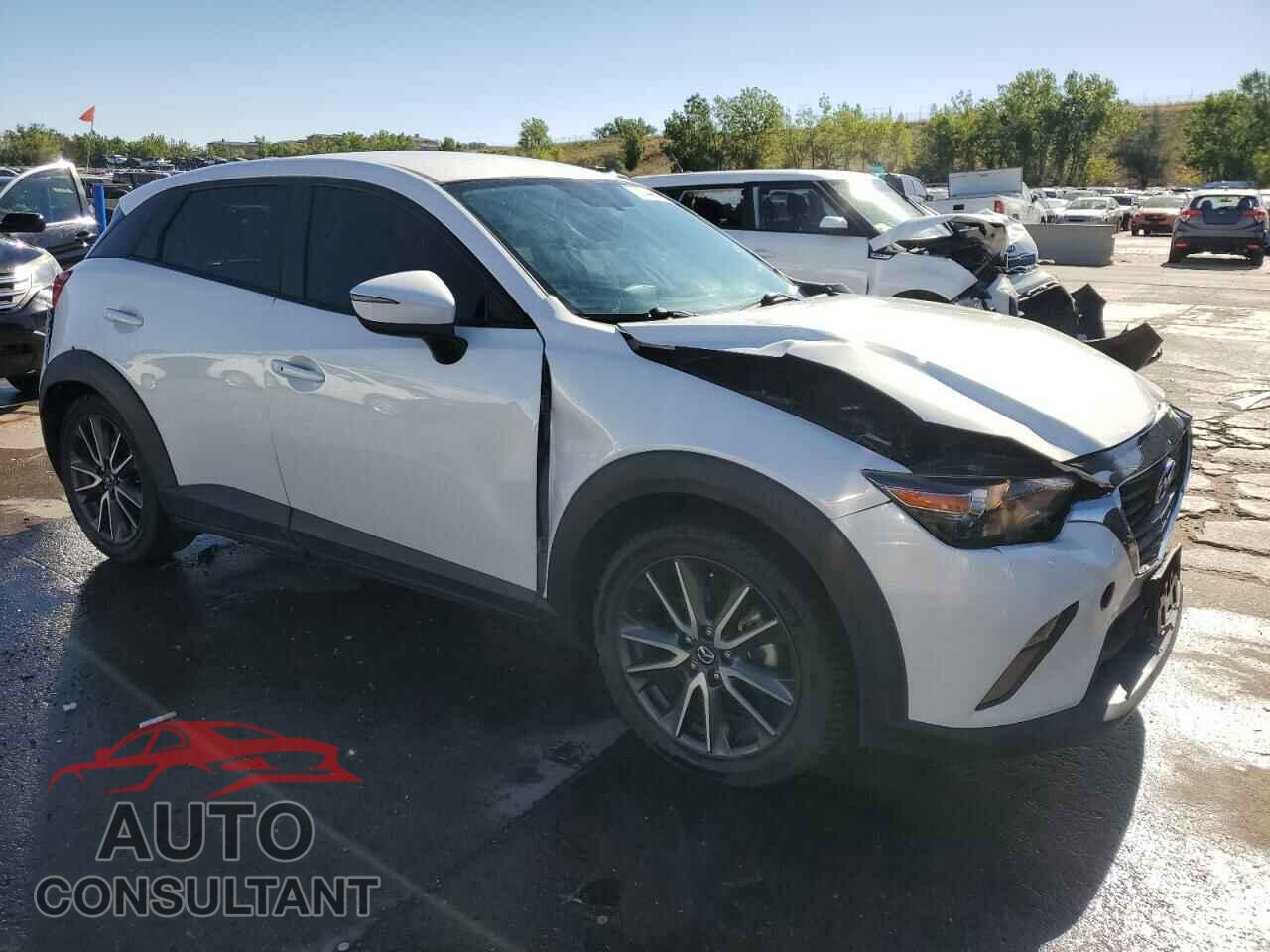 MAZDA CX-3 2017 - JM1DKFC78H0156290