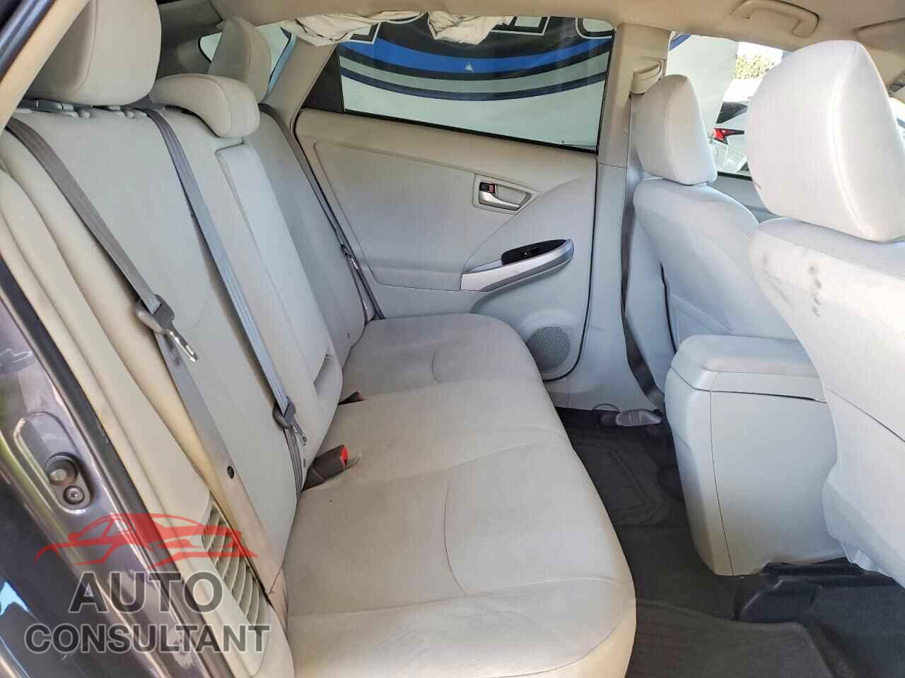 TOYOTA PRIUS 2014 - JTDKN3DU8E0370449