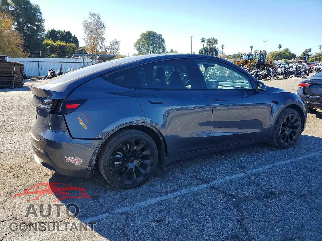 TESLA MODEL Y 2023 - 7SAYGDED3PF962504