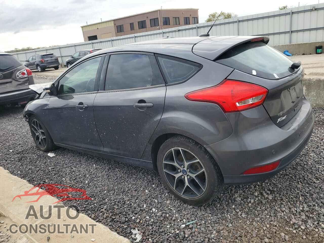 FORD FOCUS 2017 - 1FADP3M27HL211948