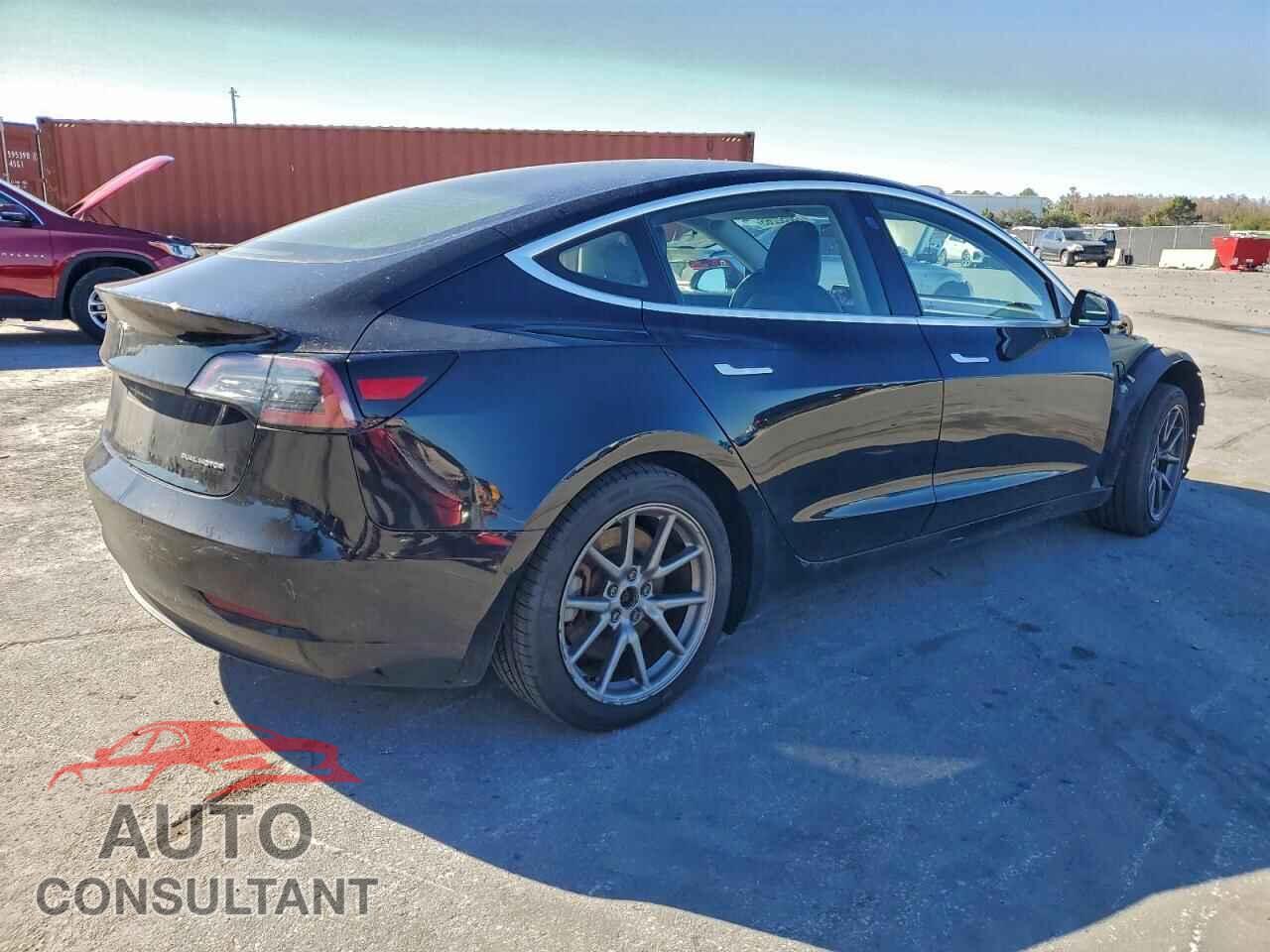 TESLA MODEL 3 2018 - 5YJ3E1EB5JF093972