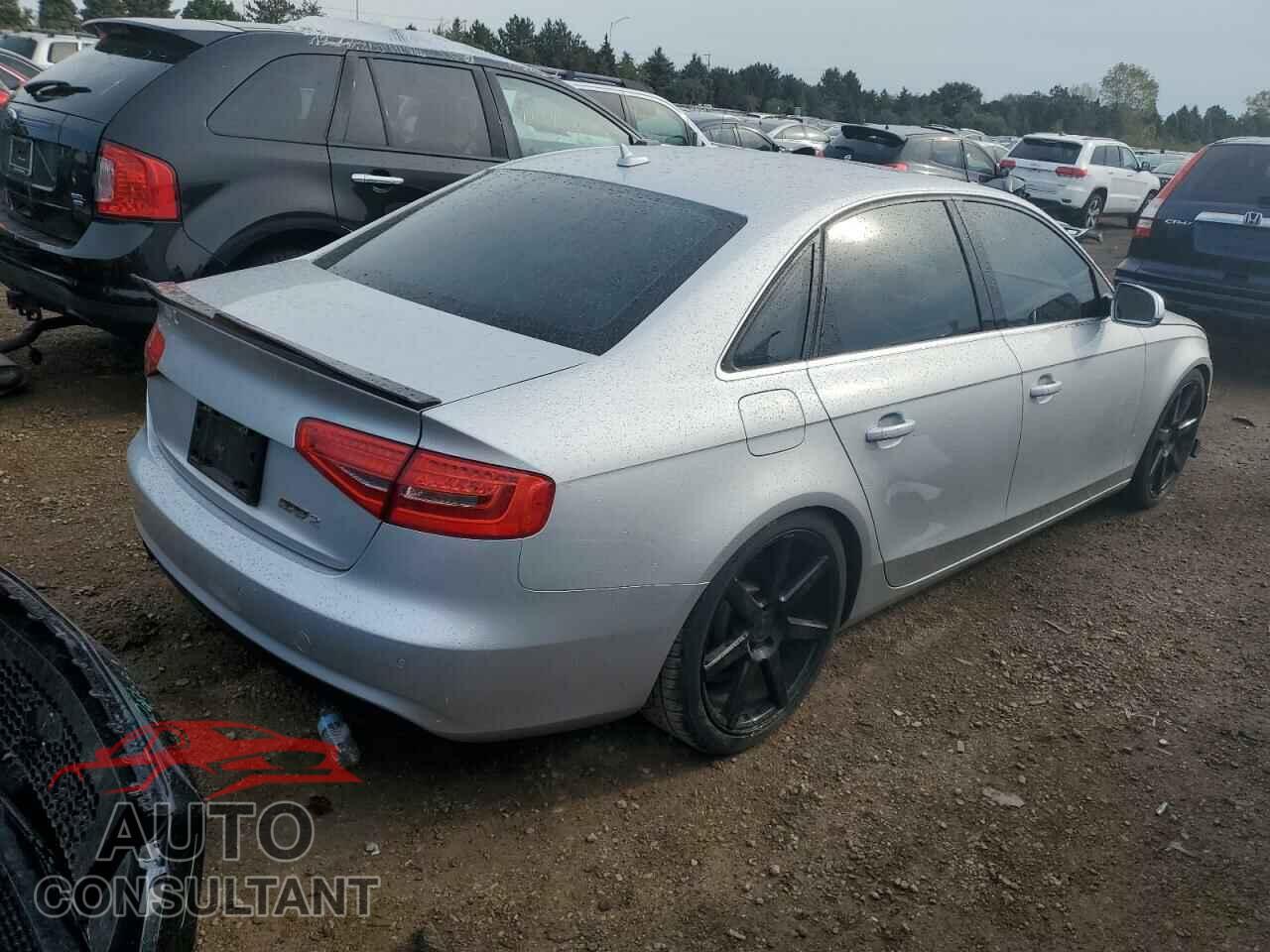 AUDI A4 2013 - WAUFFAFL9DN031804