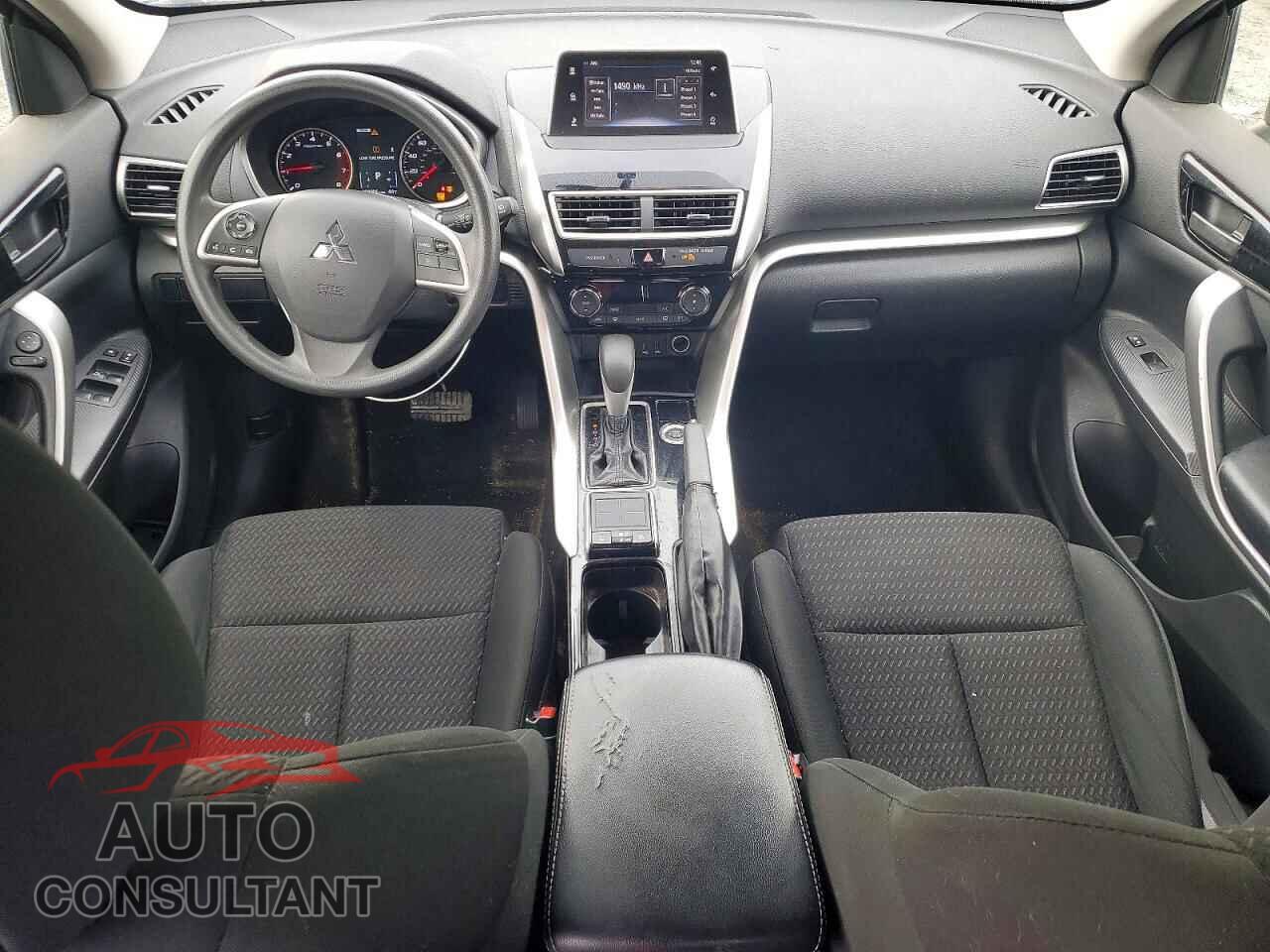 MITSUBISHI ECLIPSE 2018 - JA4AT4AA7JZ068636
