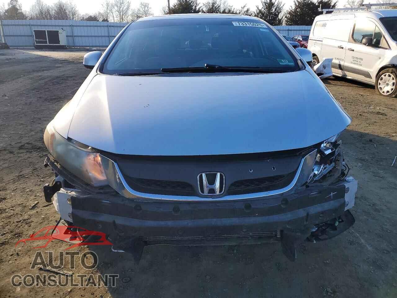 HONDA CIVIC 2012 - 2HGFB2F84CH528574