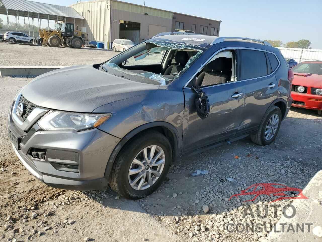 NISSAN ROGUE 2017 - KNMAT2MV5HP516046