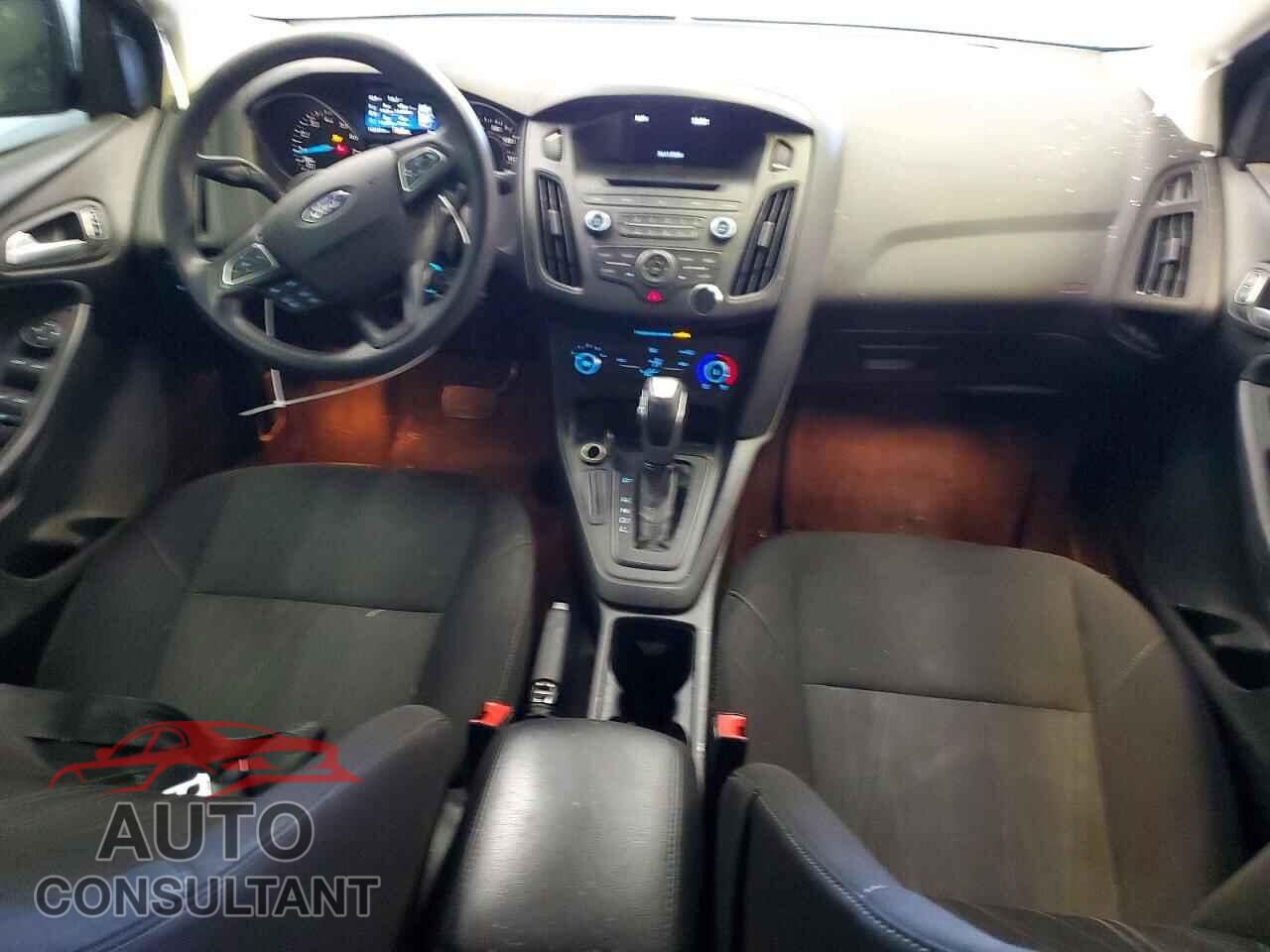 FORD FOCUS 2016 - 1FADP3F29GL330659