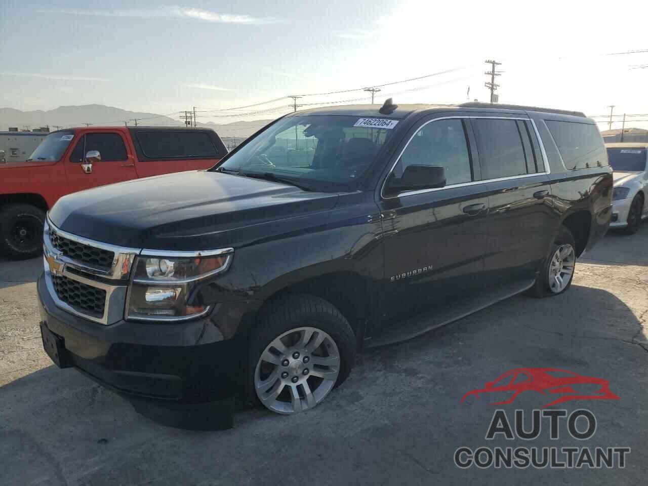 CHEVROLET SUBURBAN 2019 - 1GNSCGKC7KR102790