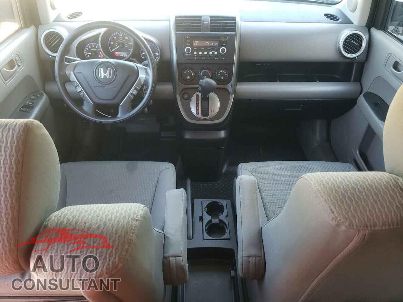 HONDA ELEMENT 2011 - 5J6YH2H72BL003325