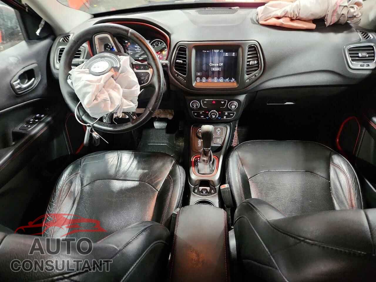 JEEP COMPASS 2017 - 3C4NJDDB1HT647043