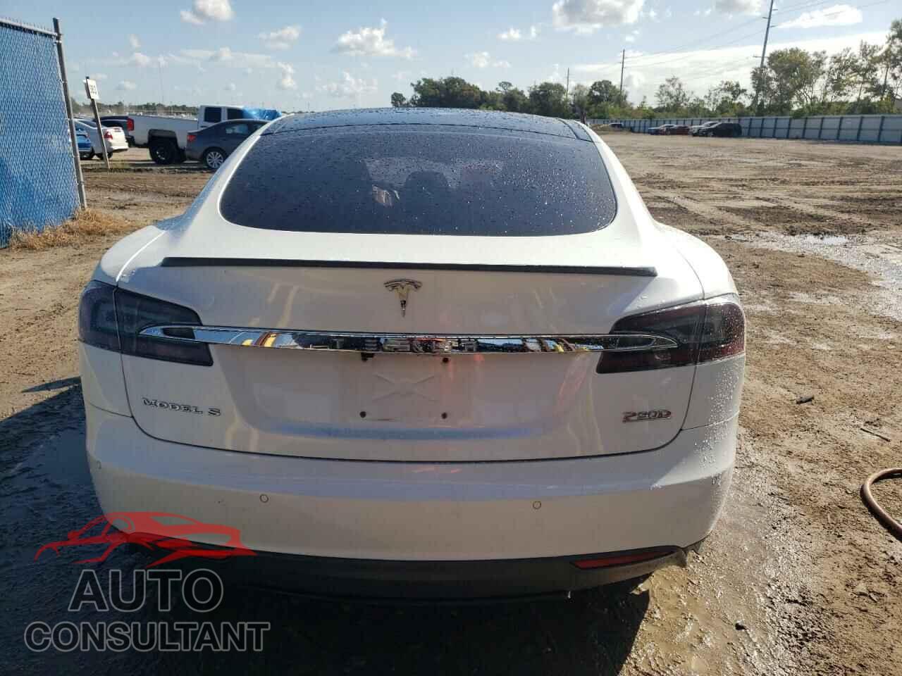TESLA MODEL S 2015 - 5YJSA1V45FF097374