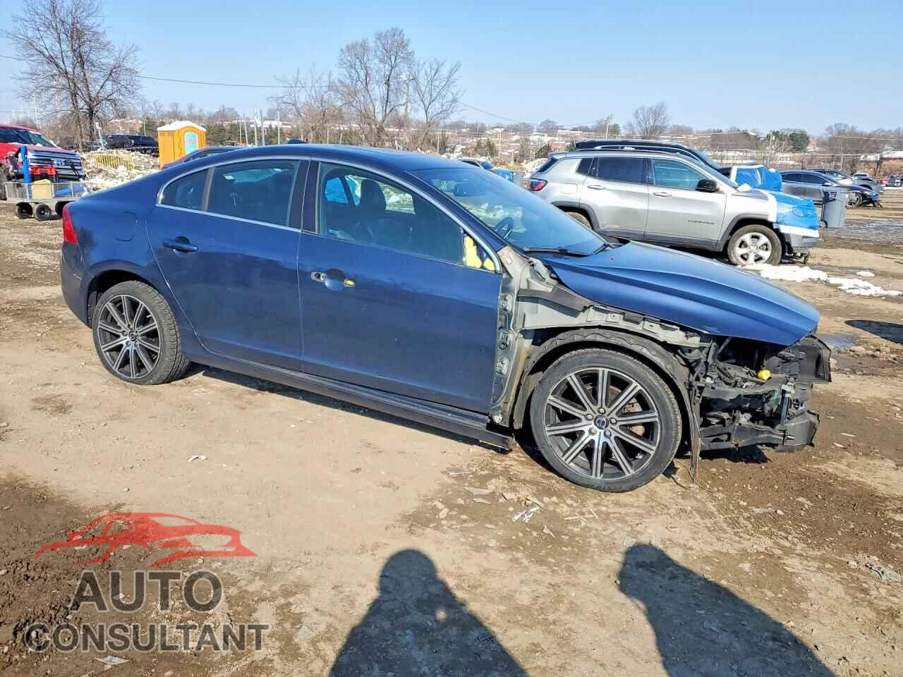 VOLVO S60 2015 - YV126MFB2F1304015