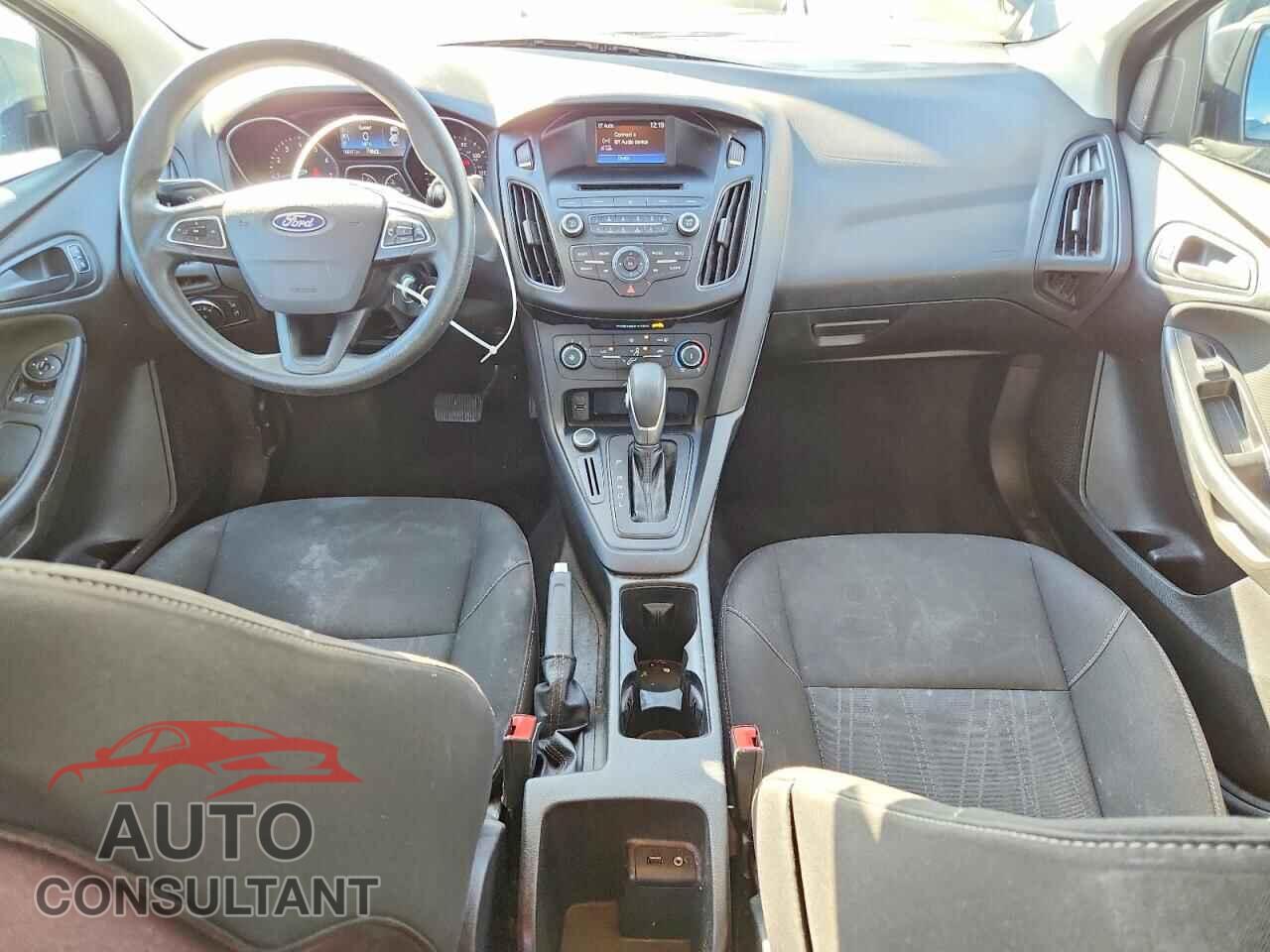 FORD FOCUS 2016 - 1FADP3E25GL293868