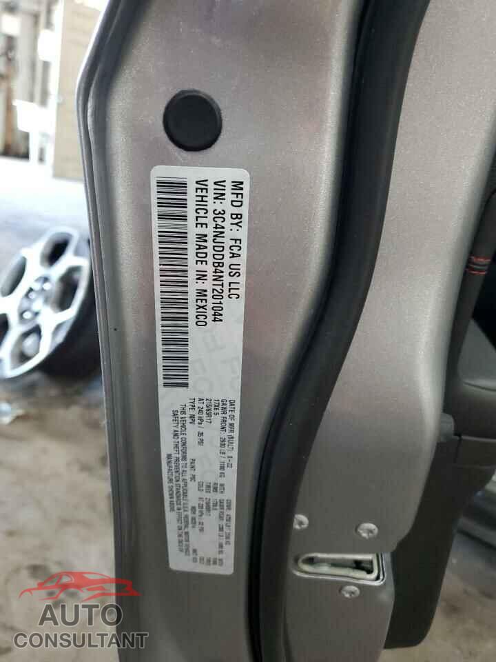JEEP COMPASS 2022 - 3C4NJDDB4NT201044