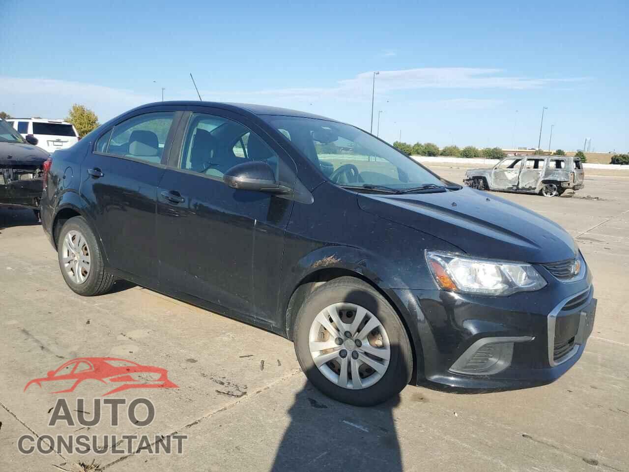 CHEVROLET SONIC 2017 - 1G1JB5SH3H4177606
