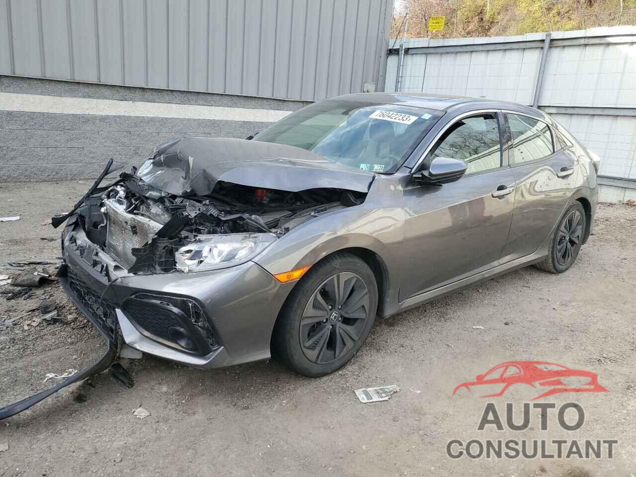 HONDA CIVIC 2018 - SHHFK7H57JU413564