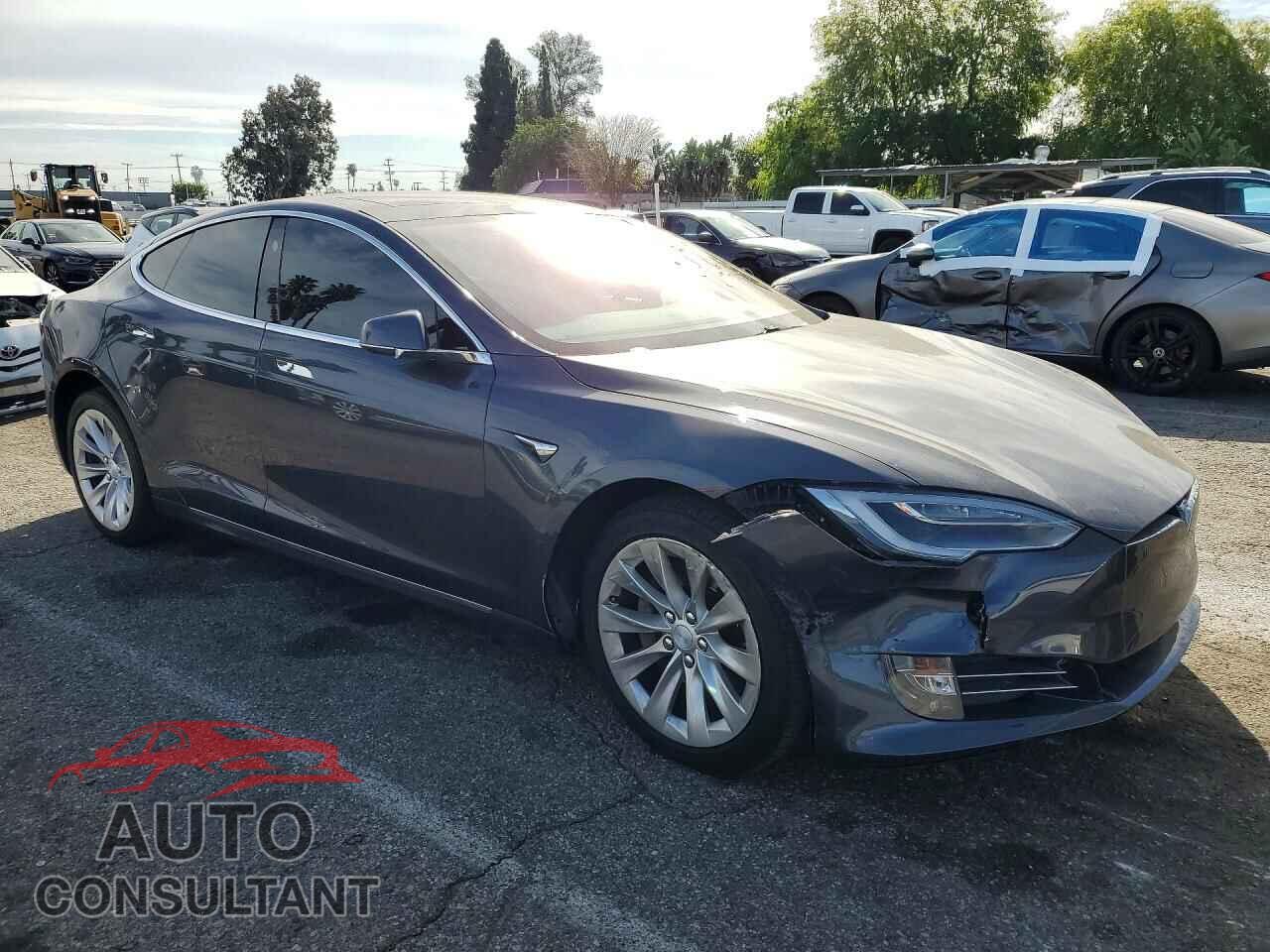 TESLA MODEL S 2018 - 5YJSA1E26JF292780