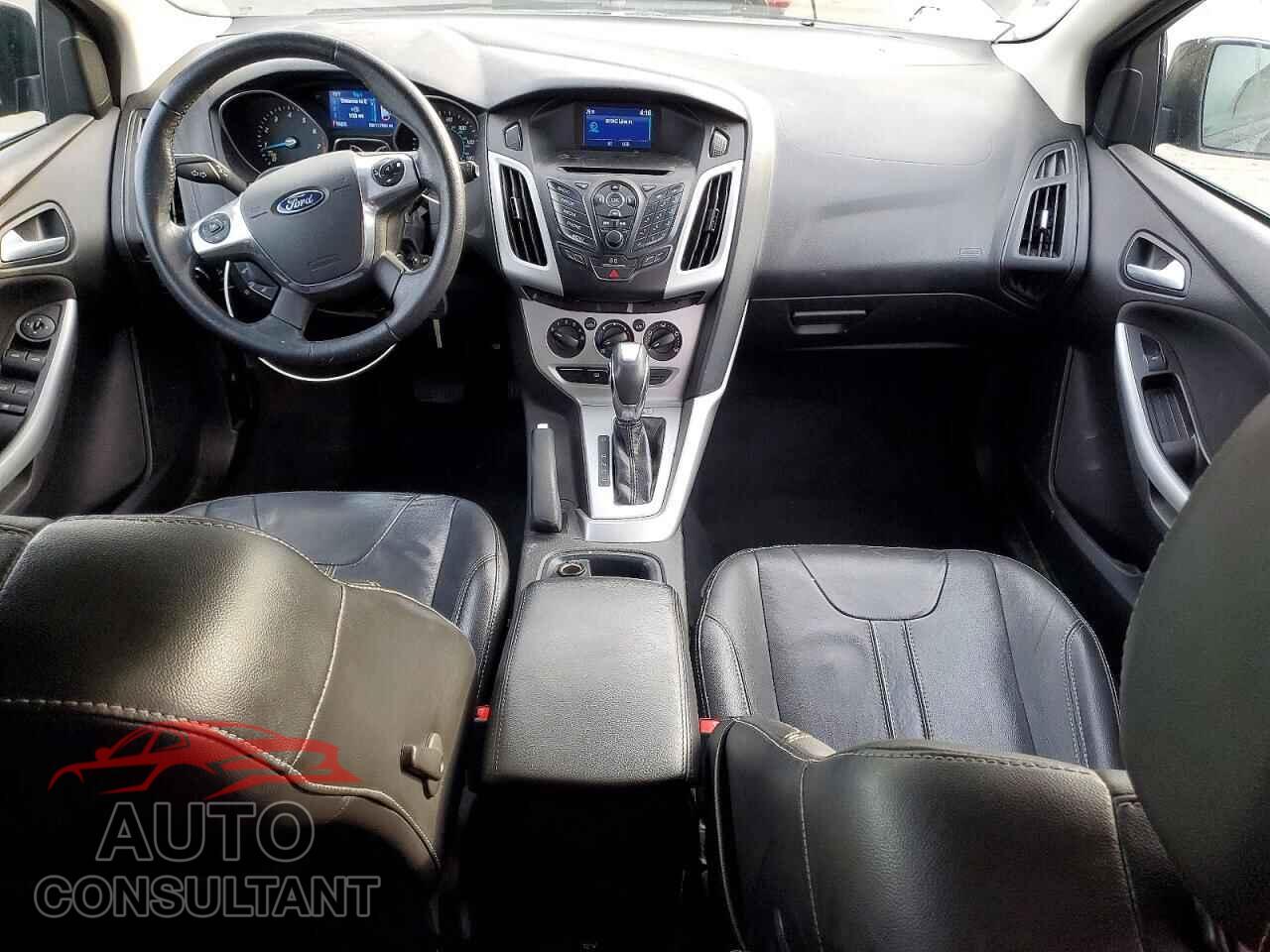 FORD FOCUS 2014 - 1FADP3K23EL326027