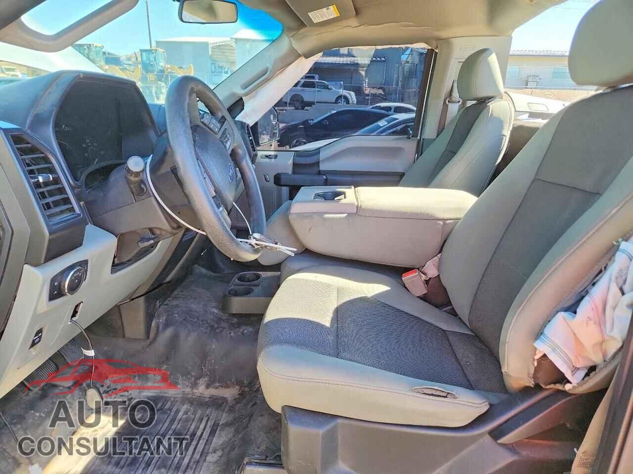 FORD F150 2018 - 1FTMF1CB3JKD67371