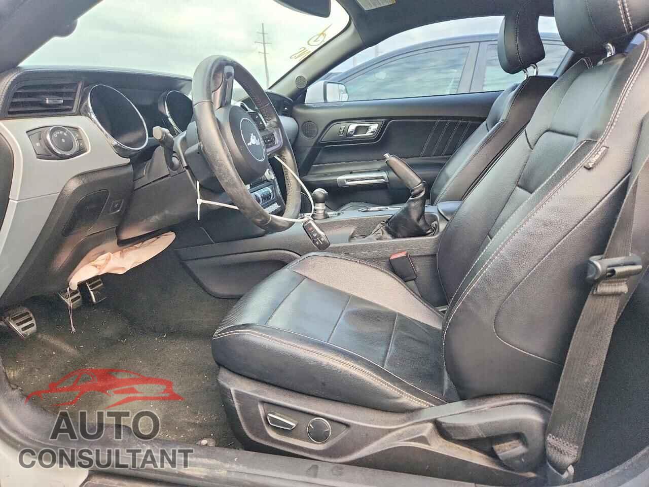 FORD MUSTANG 2017 - 1FA6P8CF4H5271748