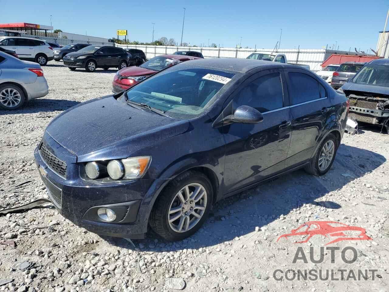 CHEVROLET SONIC 2015 - 1G1JC5SH9F4152218