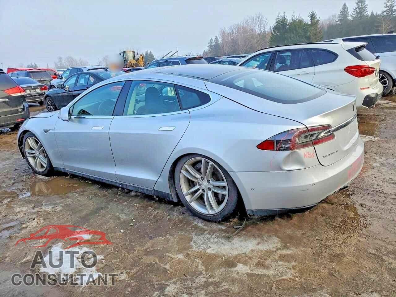 TESLA MODEL S 2014 - 5YJSA1H18EFP61182