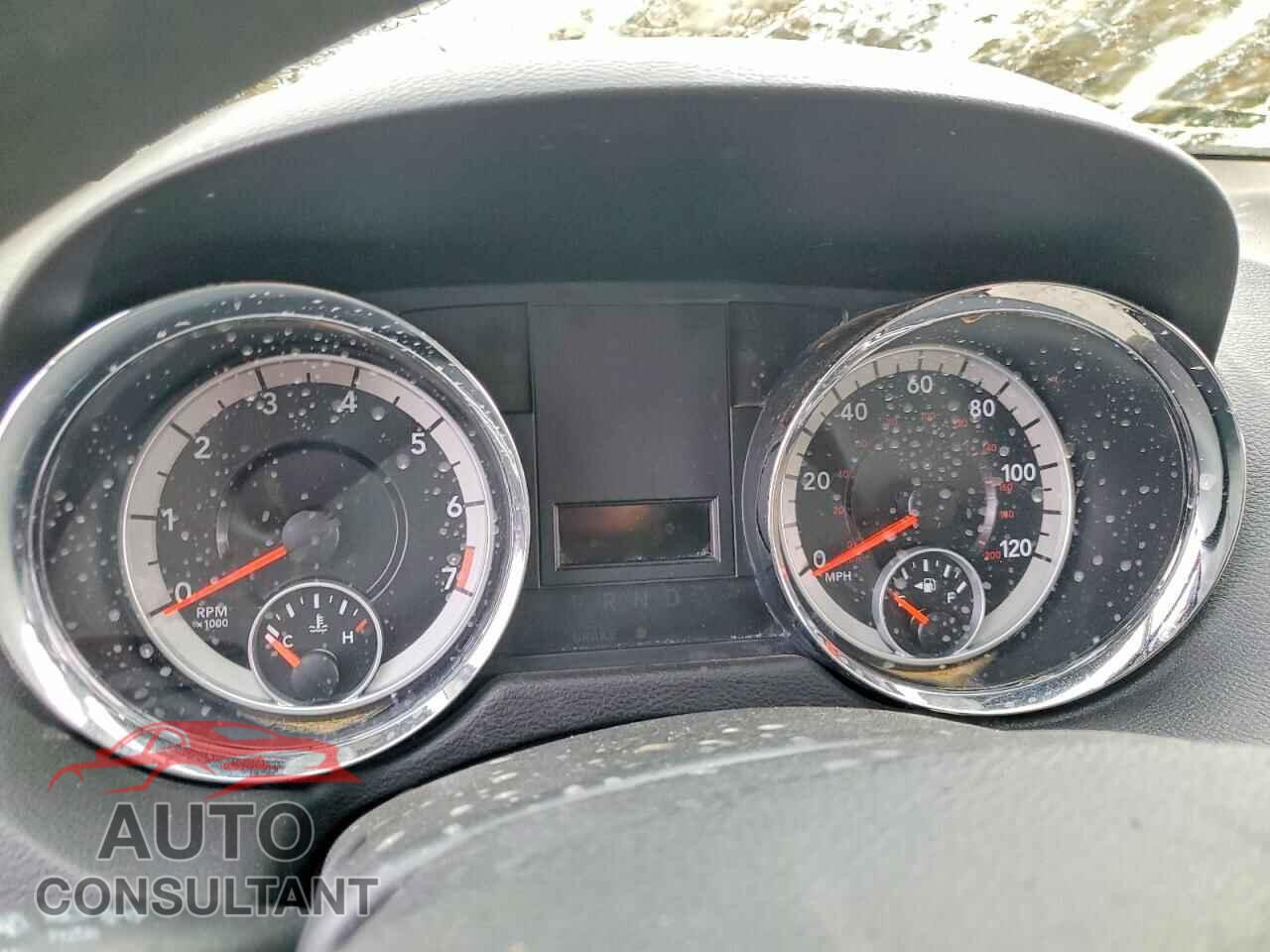 DODGE CARAVAN 2013 - 2C4RDGCG8DR746673