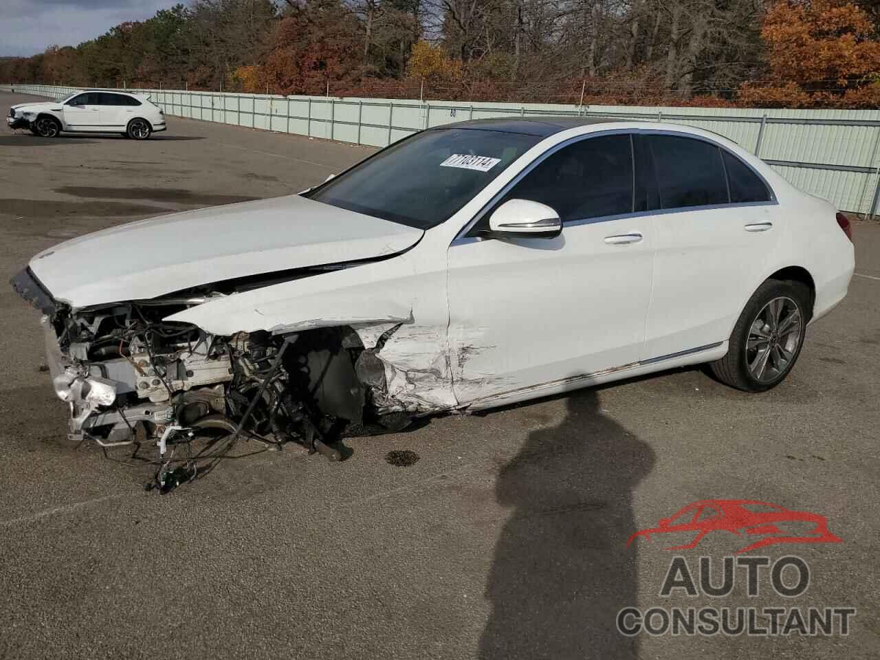 MERCEDES-BENZ C-CLASS 2018 - 55SWF4KB4JU256478