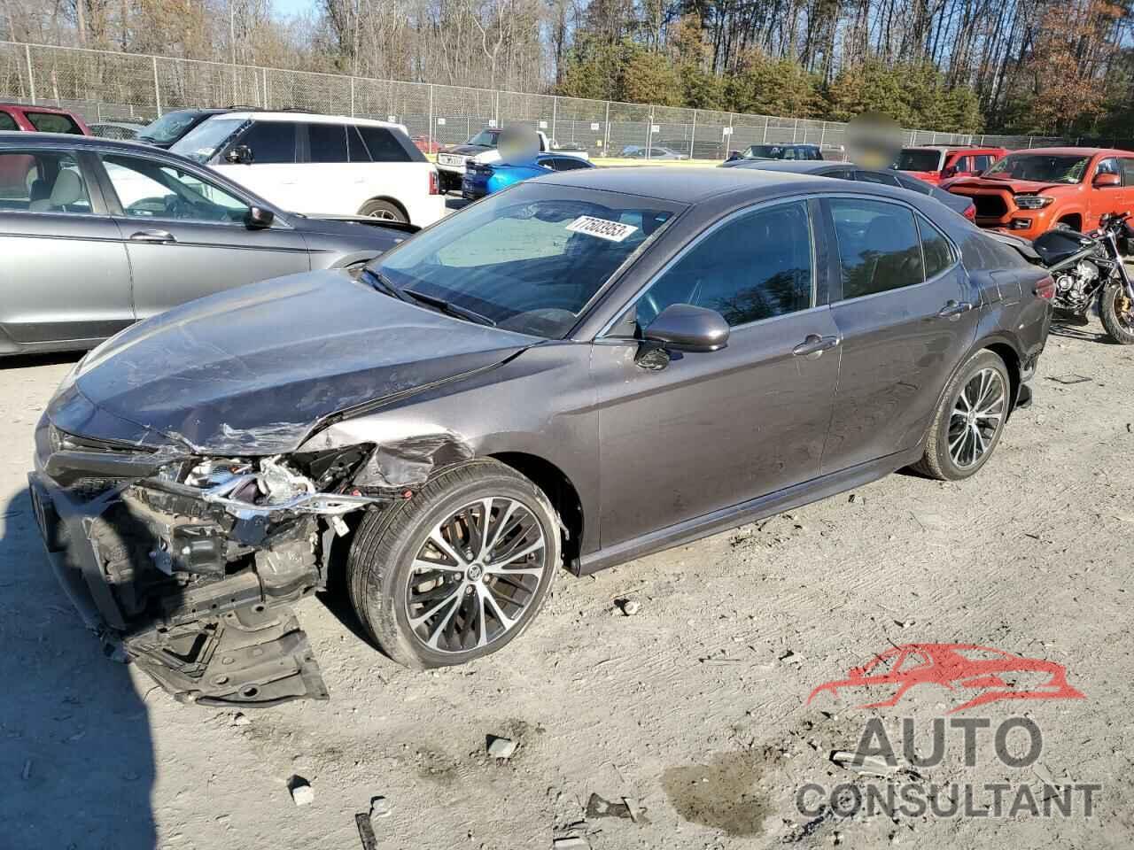 TOYOTA CAMRY 2018 - 4T1B11HK2JU553126