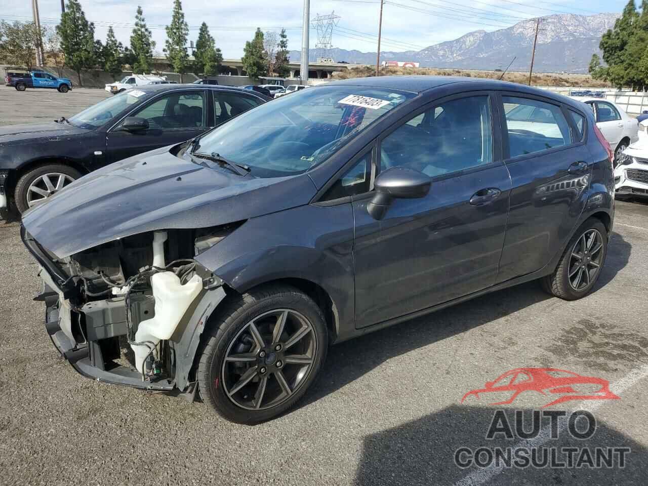 FORD FIESTA 2018 - 3FADP4EJ8JM135110