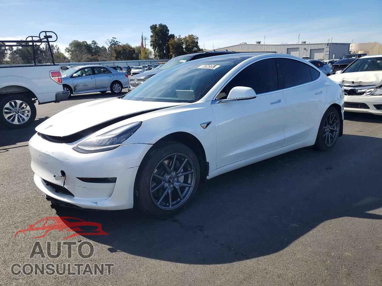 TESLA MODEL 3 2019 - 5YJ3E1EA7KF484632