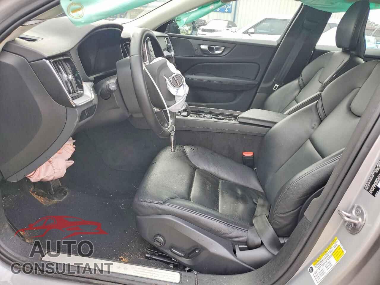 VOLVO S60 CORE 2024 - 7JRL12FK5RG317633
