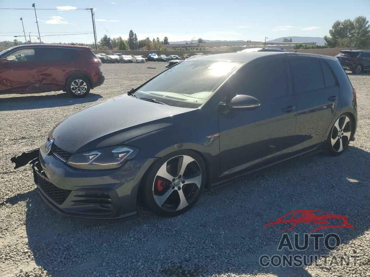 VOLKSWAGEN GTI 2018 - 3VW547AU2JM294128