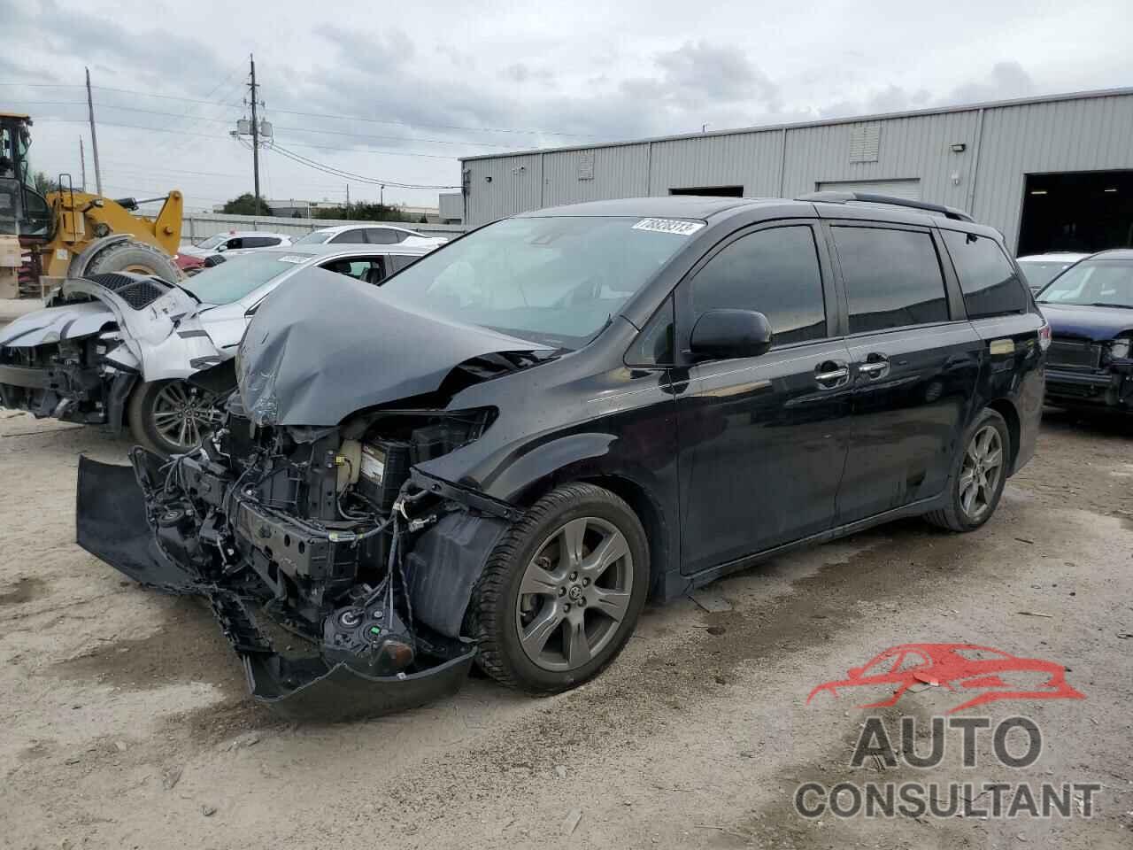 TOYOTA SIENNA 2018 - 5TDXZ3DC5JS954428